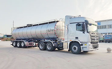河北石家庄大型乳企引进天润香蕉视频下载链接鲜奶运输车