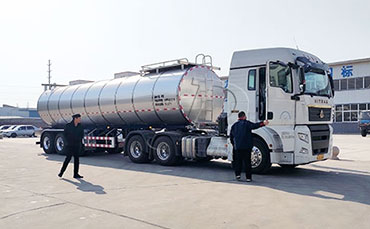 天润香蕉视频下载链接鲜奶运输车：24小时温控筑牢品质防线